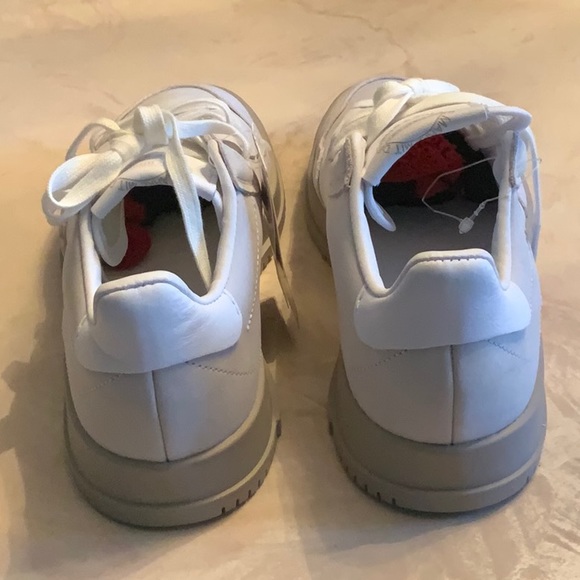 Adidas Women’s SC Premiere Sneaker Size 8 - Picture 5 of 13